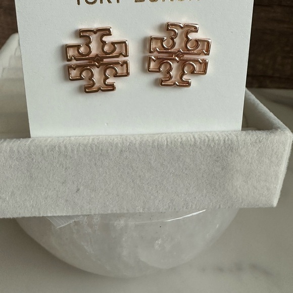 Tory Burch Rose Gold Logo Stud Earrings - Picture 1 of 2